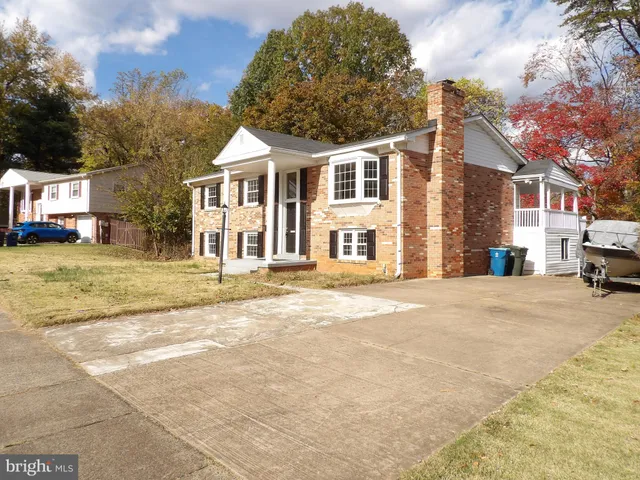 $1,600 | 4304 Eldorado Drive, Unit 2, Woodbridge, VA 22193