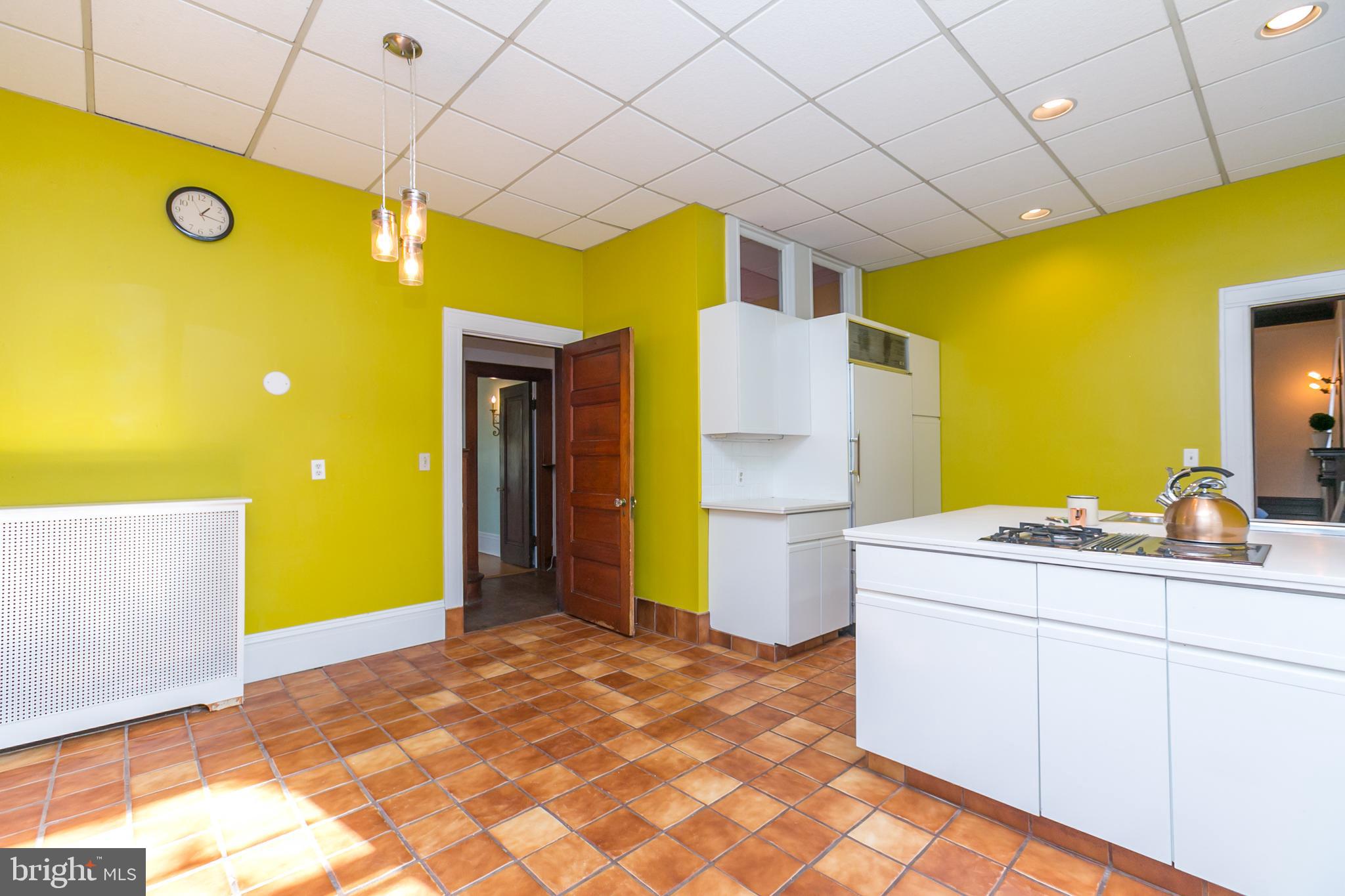 4828 Roland Avenue Baltimore, MD 21210 - Photo 14 of 50 Kitchen