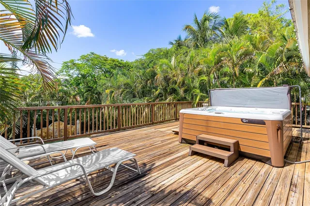 $1,399,000 | 12 Northeast 26th Street, Wilton Manors, FL 33305