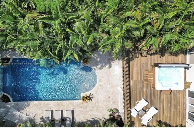 $1,399,000 | 12 Northeast 26th Street, Wilton Manors, FL 33305