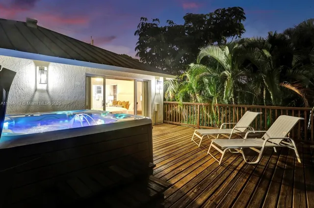 $1,399,000 | 12 Northeast 26th Street, Wilton Manors, FL 33305