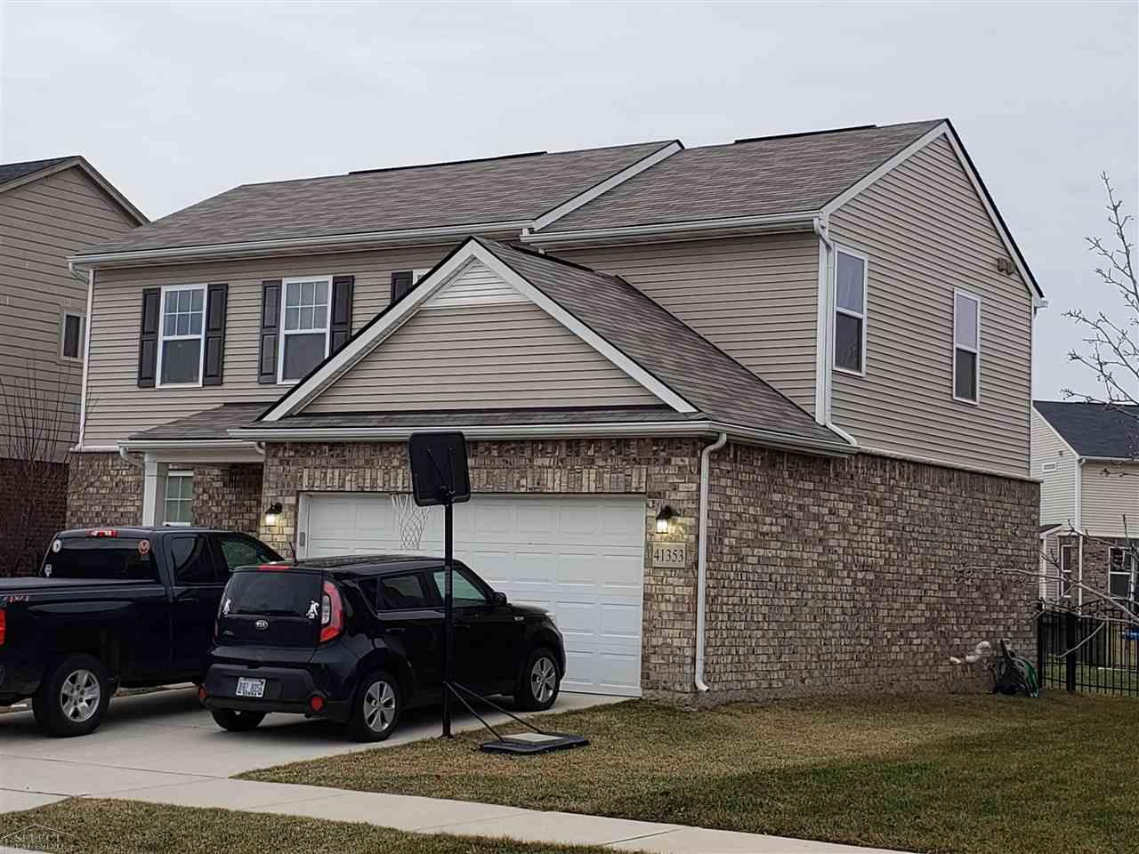 41353 Altissimo Drive Clinton Township, MI 48038 - Photo 2 of 24 31368739-1.JPG