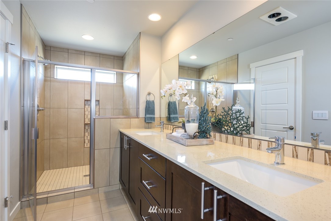1325 Seattle Hill Road, Unit L3 Bothell, WA 98012 - Photo 13 of 20