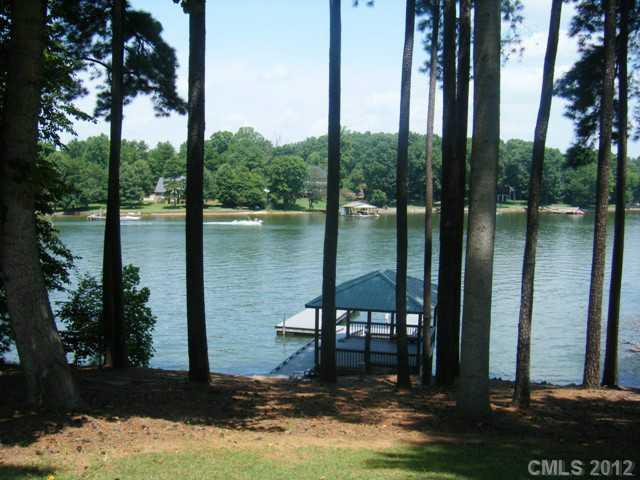 402 Oak Tree Road, Unit 3 Mooresville, NC 28117 - Photo 14 of 16 Gallery Image 14