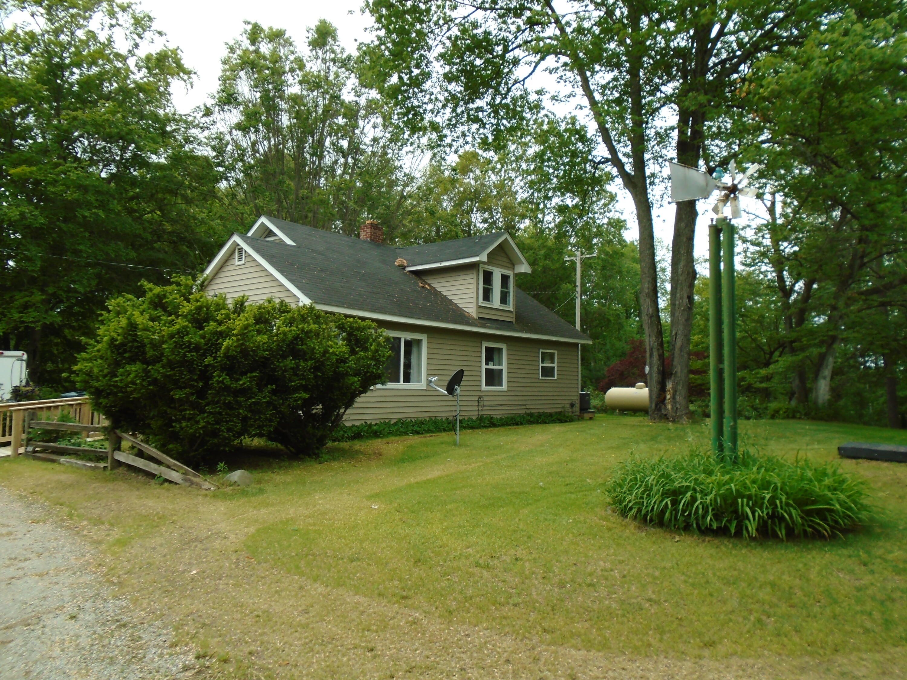 1824 East Kneeland Road Fairview, MI 48621 - Photo 29 of 30 Gallery Image 29