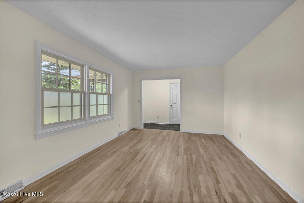 521 Baytree Road Wilmington, NC 28409 - Photo 8 of 96 Gallery Image 8