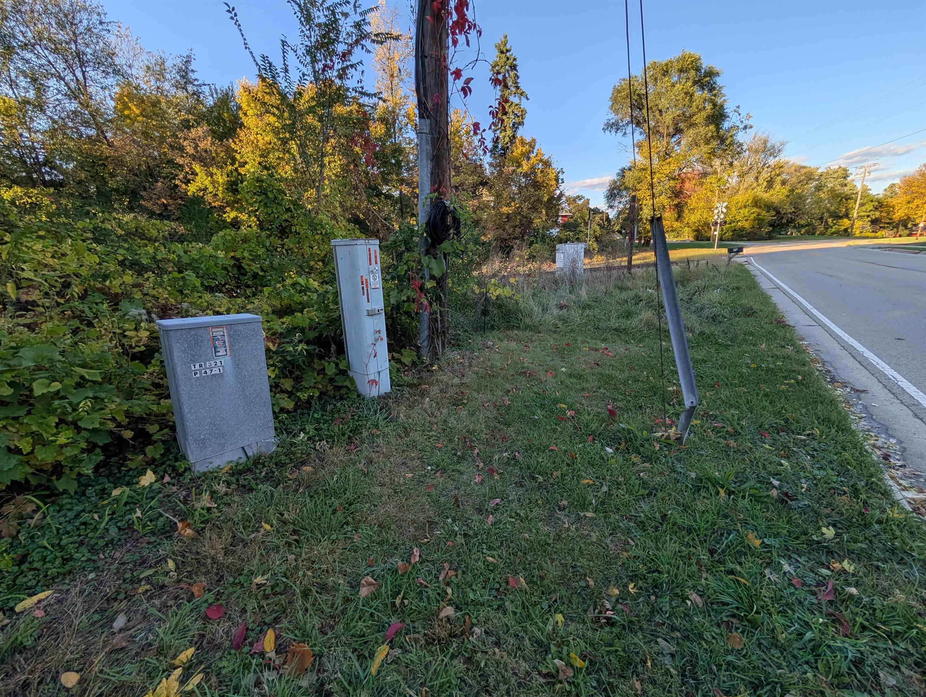 3349 Mill Road Cherry Valley, IL 61016 - Photo 6 of 41 a view of a park with large trees