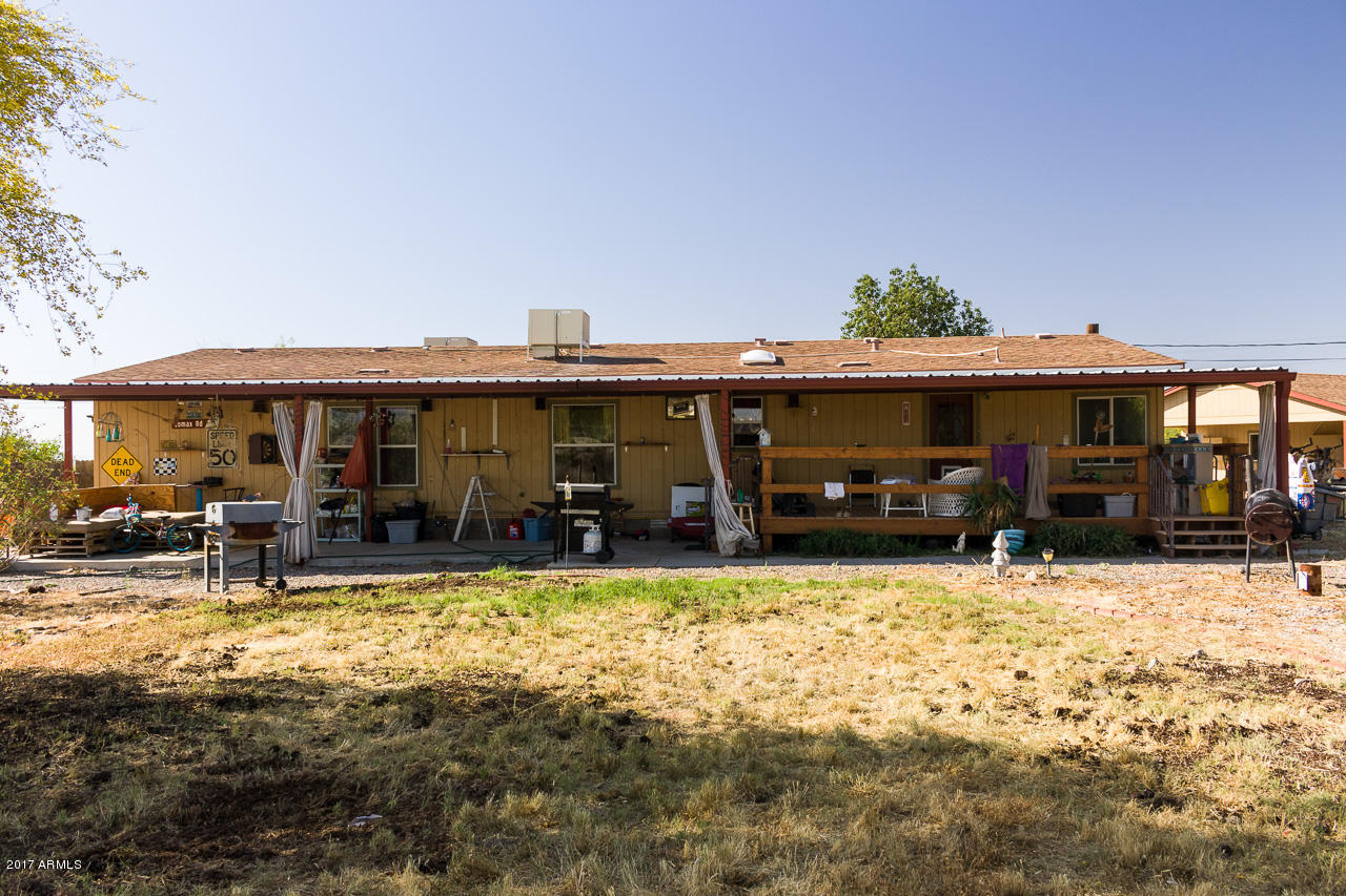 18736 West Jomax Road Wittmann, AZ 85361 - Photo 16 of 16 Backyard