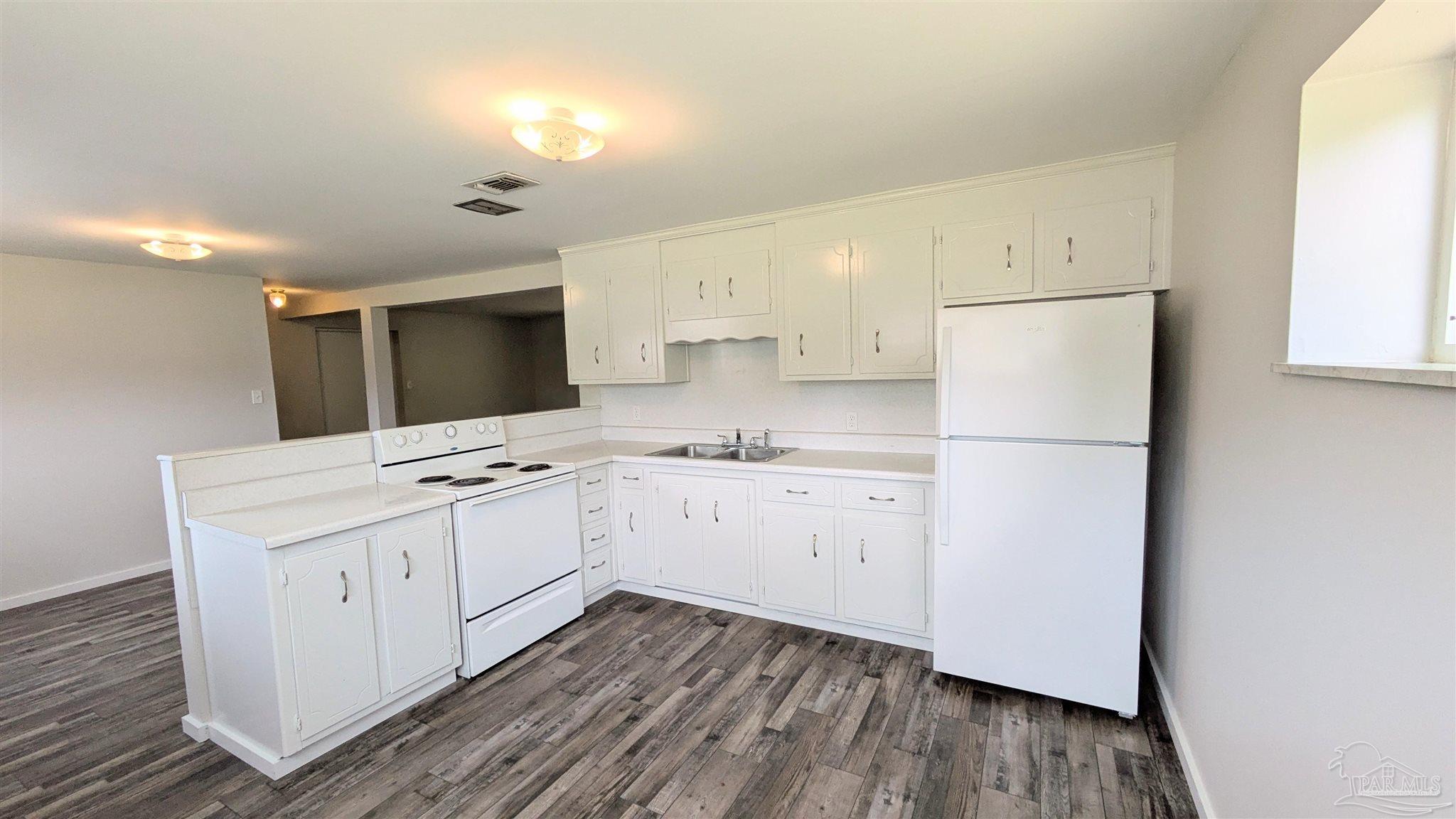 2117 Pullman Circle Pensacola, FL 32526 - Photo 26 of 31