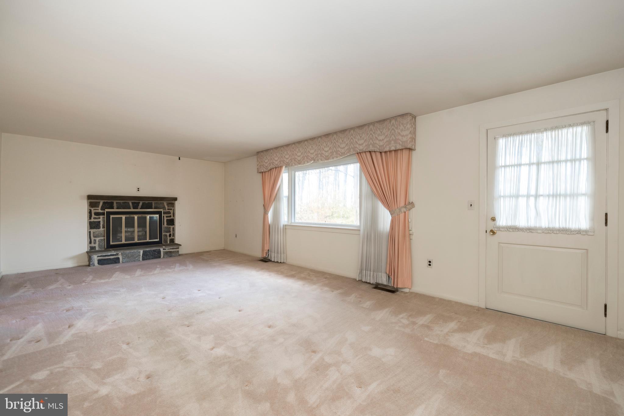 1027 Tinker Hill Road Malvern, PA 19355 - Photo 10 of 28 Gallery Image 10
