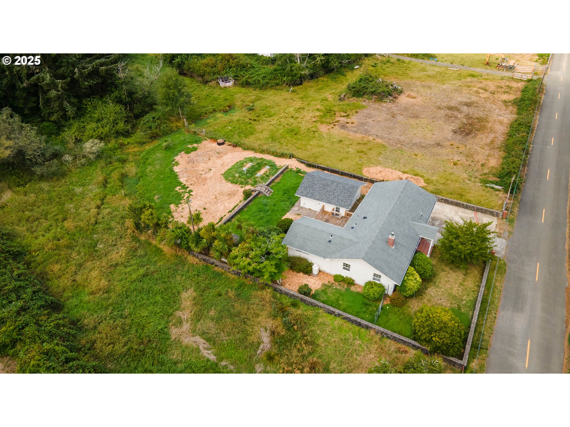 62765 Red Dyke Road Coos Bay, OR 97420 - Photo 34 of 38 Gallery Image 34
