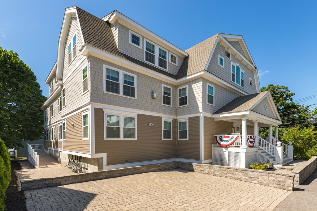 100 Burrill Street, Unit 6 Swampscott, MA 01907 - Photo 2 of 30