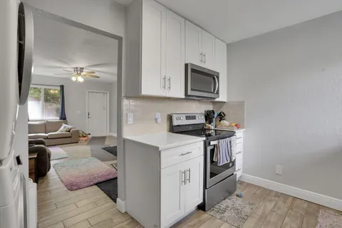 $769,000 | 2227 Northeast 3rd Avenue, Unit 1 & 2, Delray Beach, FL 33444