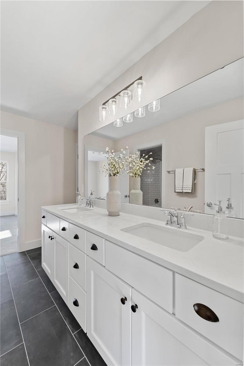 514 Ridge Avenue Webster Groves, MO 63119 - Photo 22 of 53 Gallery Image 22