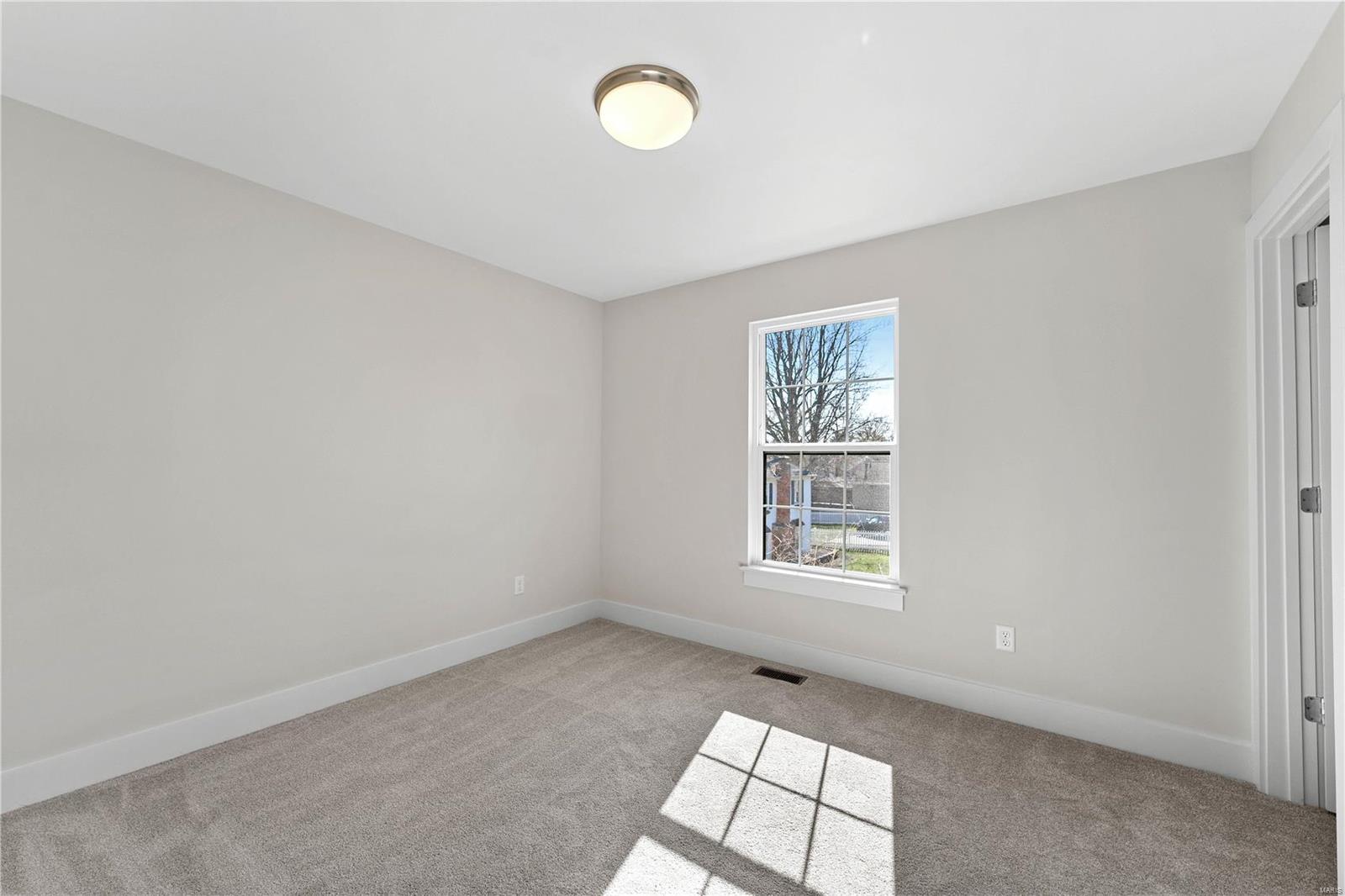 514 Ridge Avenue Webster Groves, MO 63119 - Photo 24 of 53 Gallery Image 24