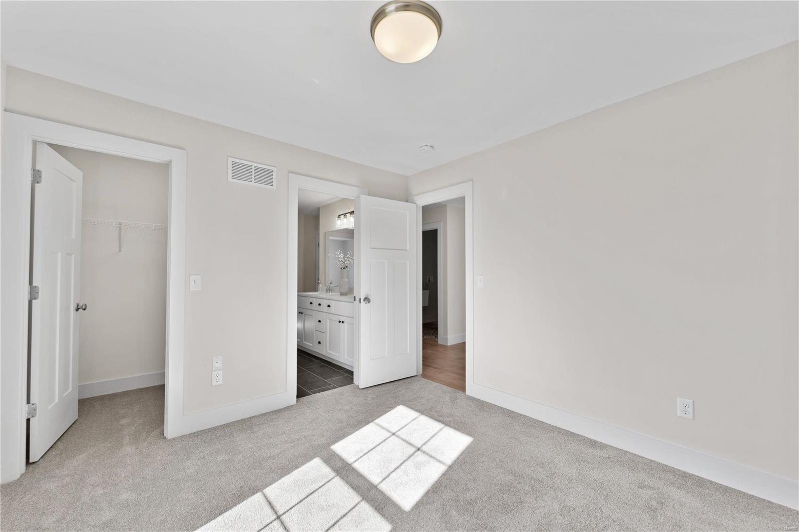 514 Ridge Avenue Webster Groves, MO 63119 - Photo 30 of 53 Gallery Image 30
