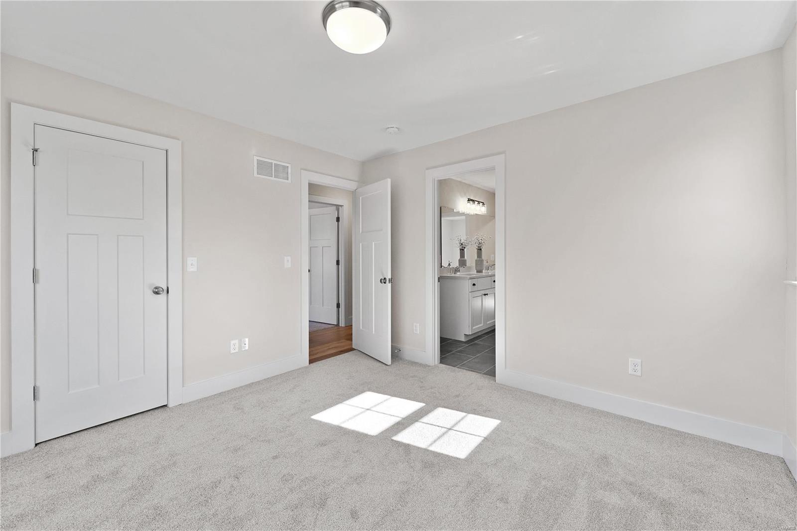 514 Ridge Avenue Webster Groves, MO 63119 - Photo 40 of 53 Gallery Image 40