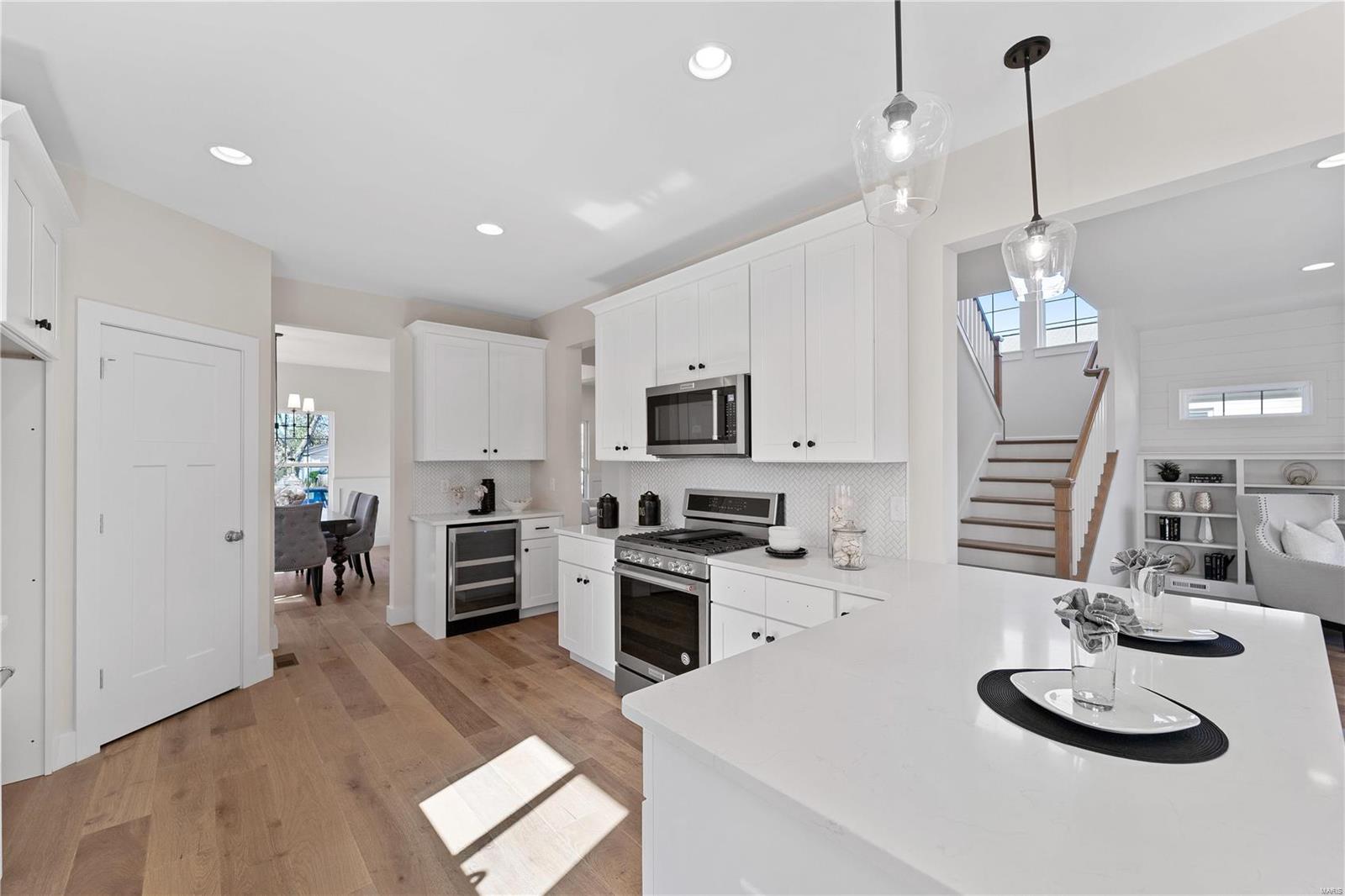 514 Ridge Avenue Webster Groves, MO 63119 - Photo 6 of 53 Gallery Image 6