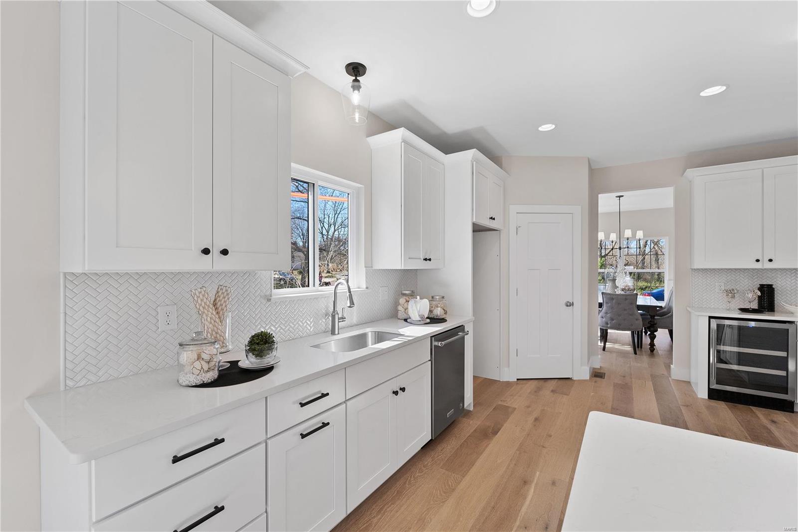 514 Ridge Avenue Webster Groves, MO 63119 - Photo 9 of 53 Gallery Image 9