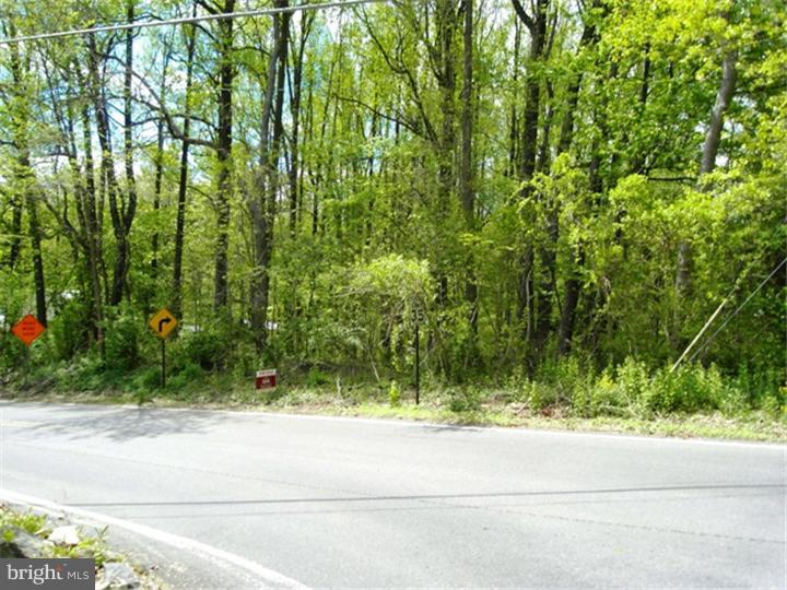 2411 Hill Road Reading, PA 19606 - Photo 2 of 4 Gallery Image 2