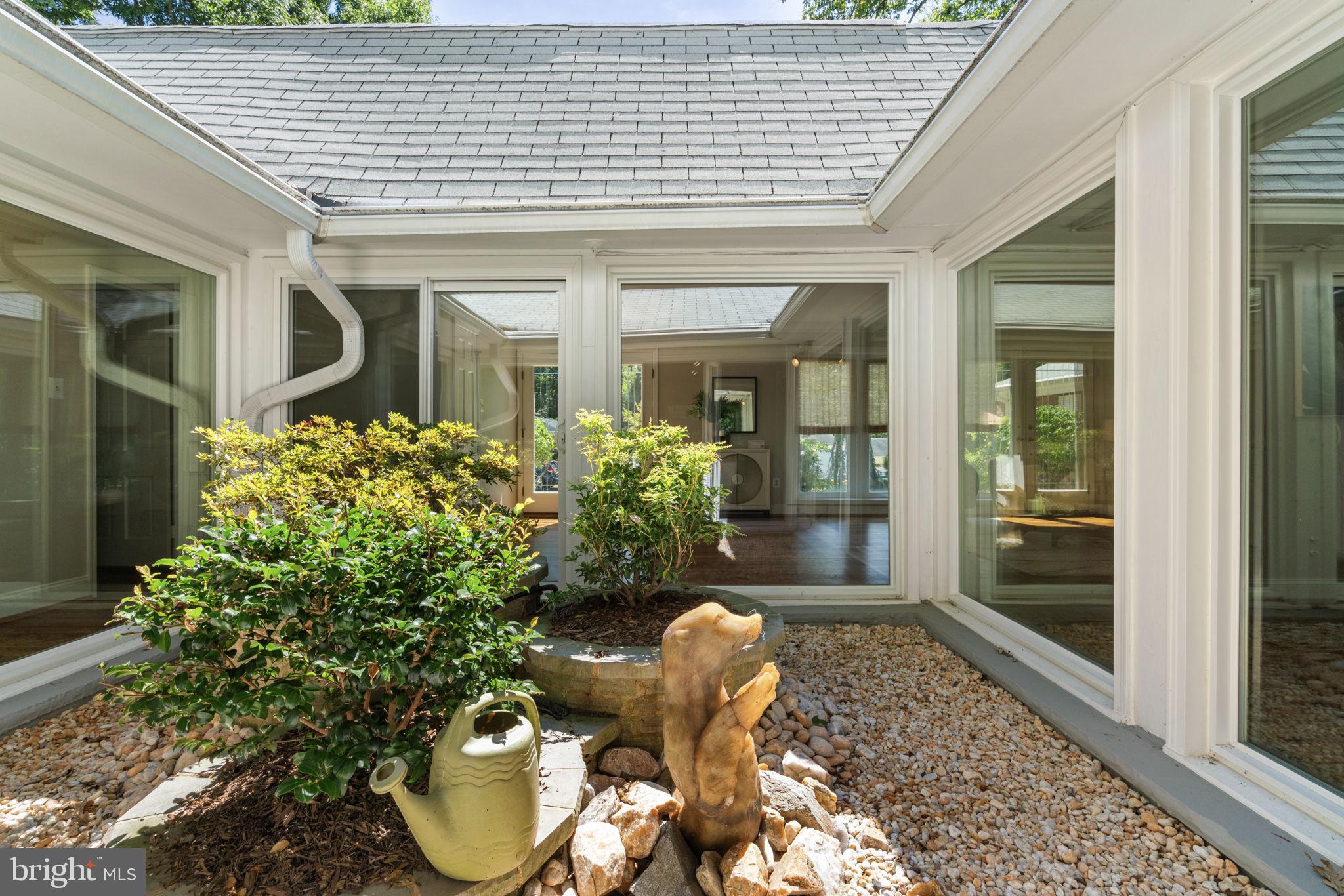 8206 Langbrook Road Springfield, VA 22152 - Photo 16 of 48 RARE Atrium opens to SKY!