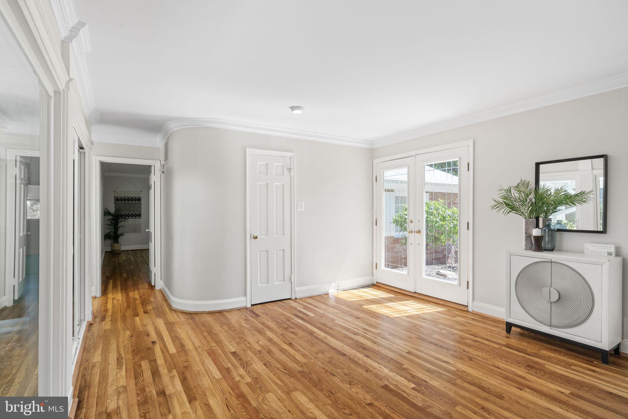 8206 Langbrook Road Springfield, VA 22152 - Photo 31 of 48 Hallway to Bedrooms from Foyer
