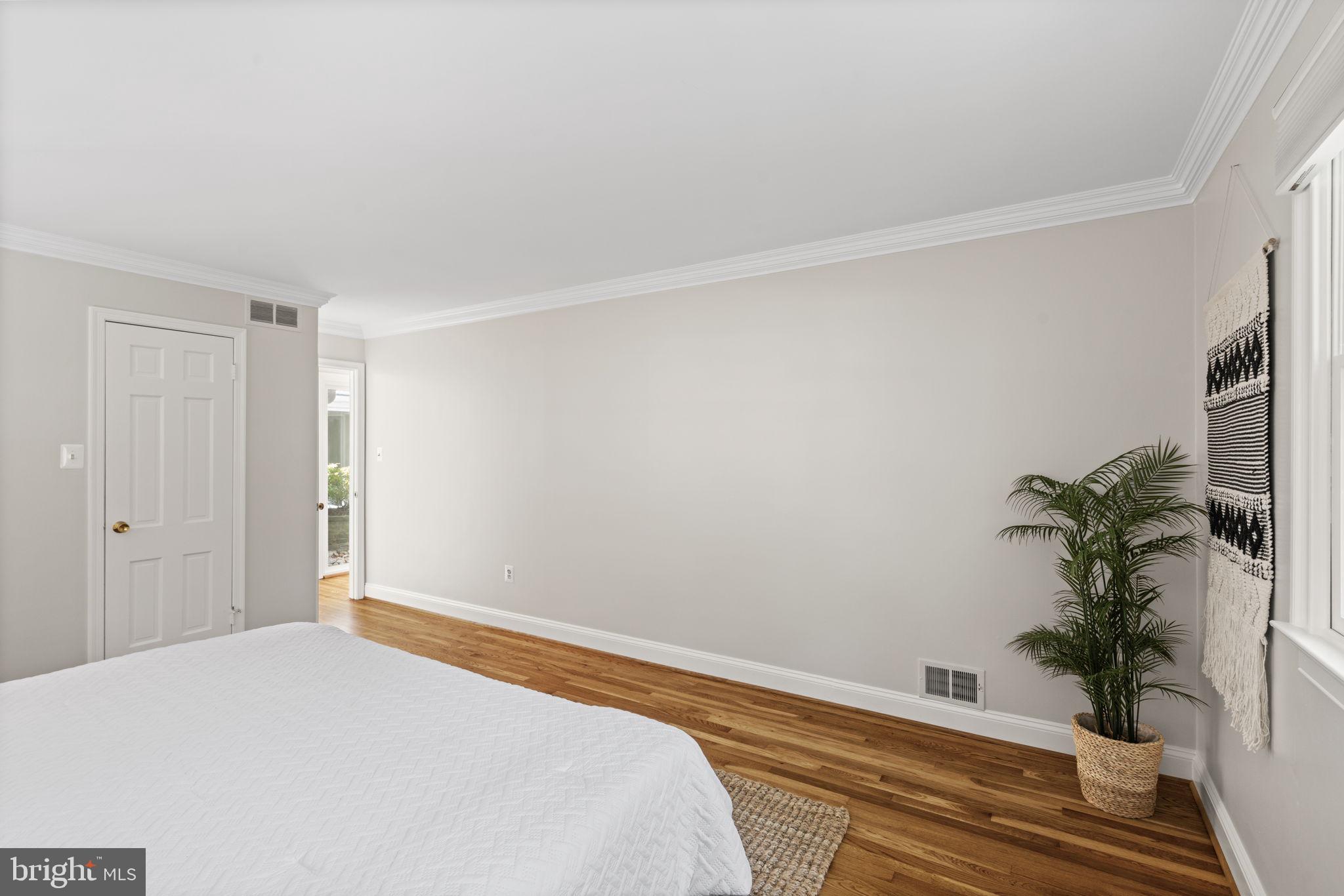 8206 Langbrook Road Springfield, VA 22152 - Photo 34 of 48