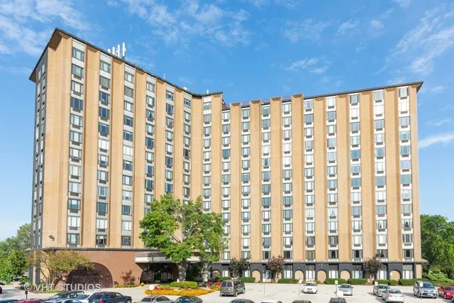 a large building with a street view