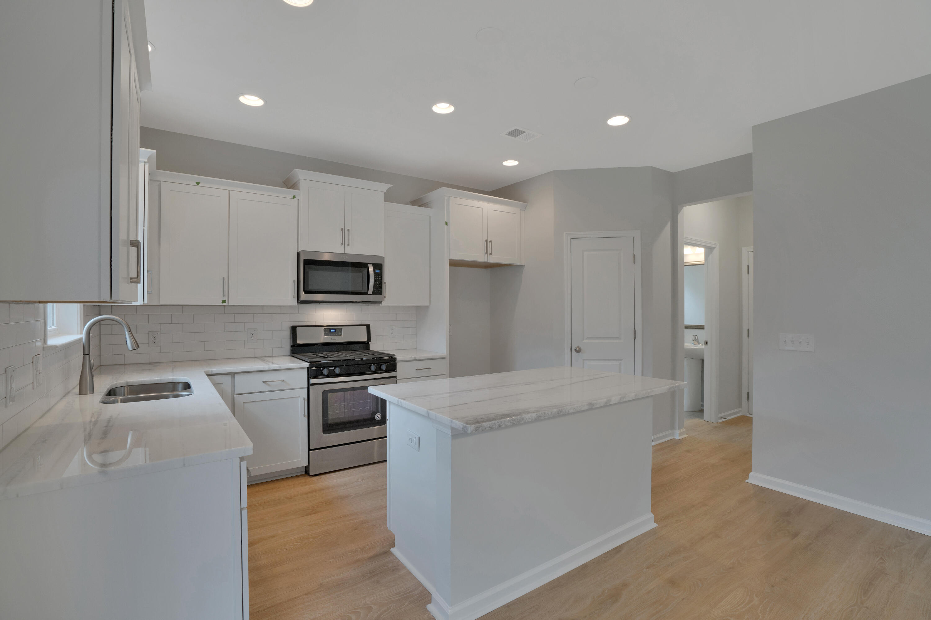 412 Grove End Road Moncks Corner, SC 29461 - Photo 13 of 28 SDH01228