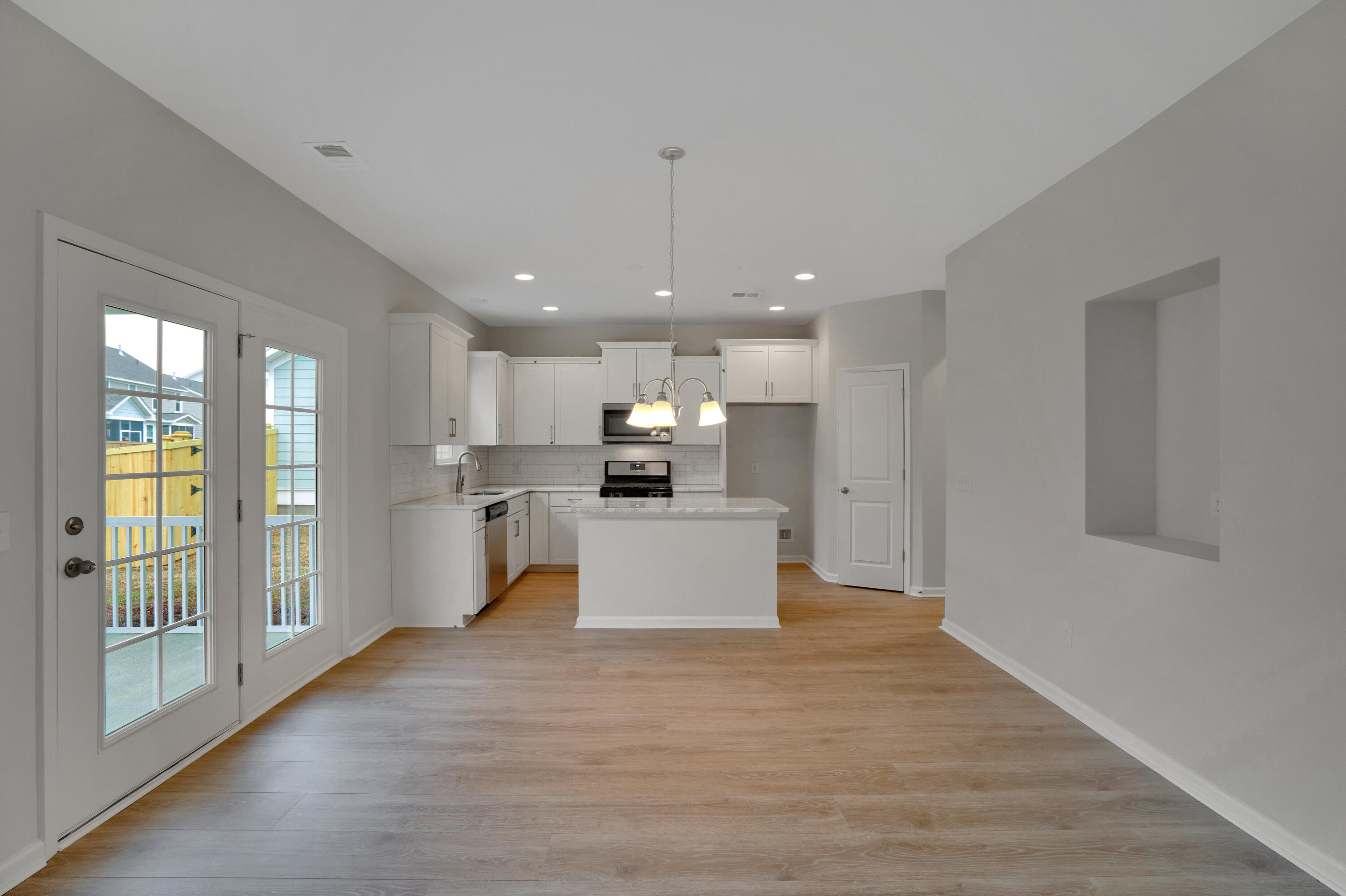412 Grove End Road Moncks Corner, SC 29461 - Photo 8 of 28 SDH01203