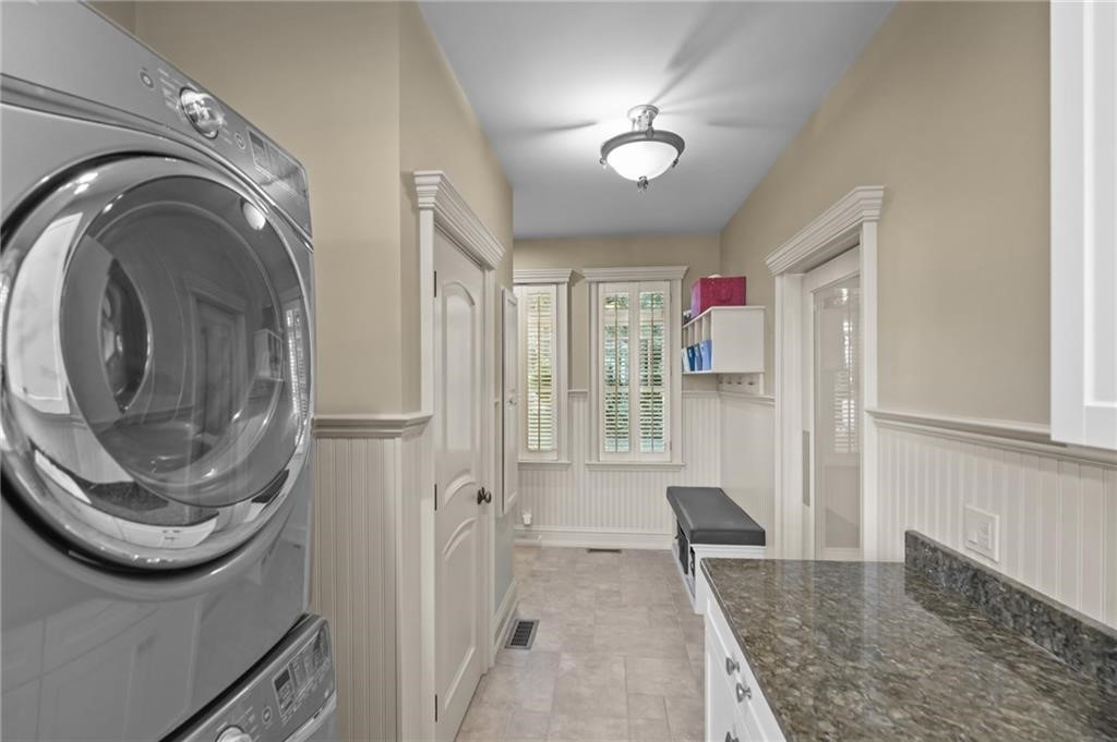 74 Bayberry Road Narragansett, RI 02882 - Photo 29 of 48 Gallery Image 29