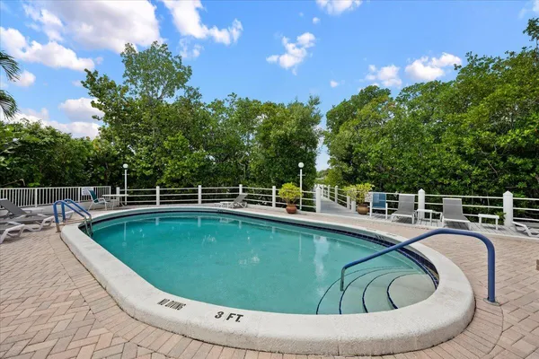 $3,500 | 3601 South Ocean Boulevard, Unit 308, South Palm Beach, FL 33480