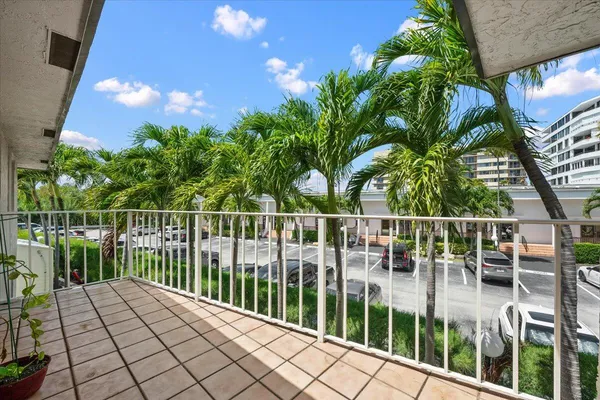$3,500 | 3601 South Ocean Boulevard, Unit 308, South Palm Beach, FL 33480
