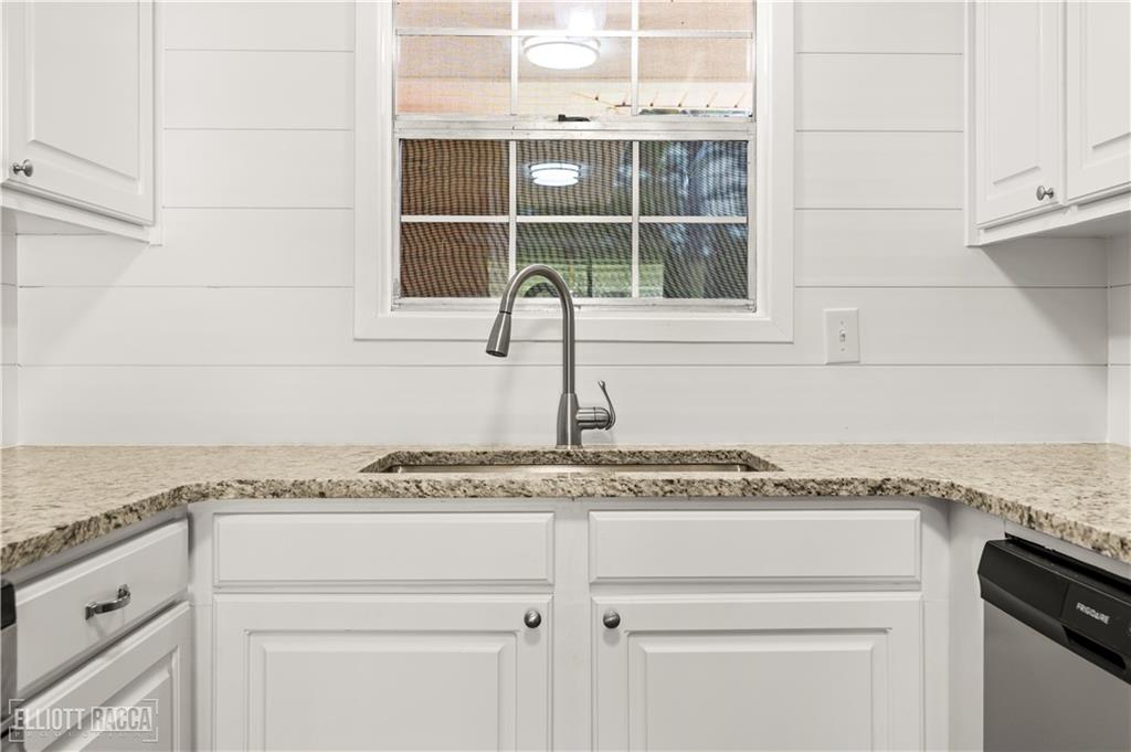 851 Springhill Loop Pollock, LA 71467 - Photo 9 of 26 Gallery Image 9