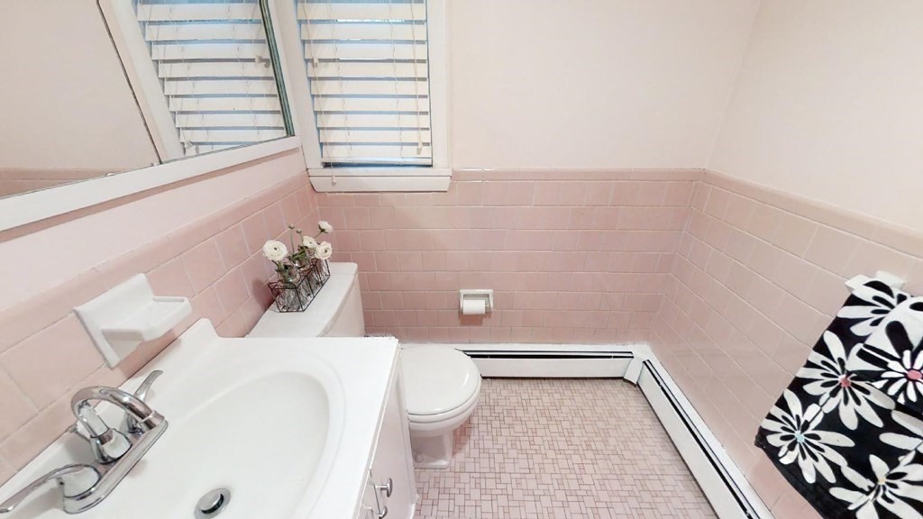 53 Lohnes Road Framingham, MA 01701 - Photo 16 of 24 Gallery Image 16