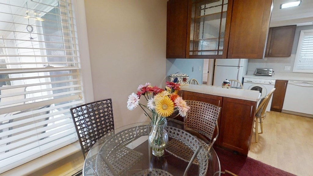 53 Lohnes Road Framingham, MA 01701 - Photo 3 of 24 Gallery Image 3