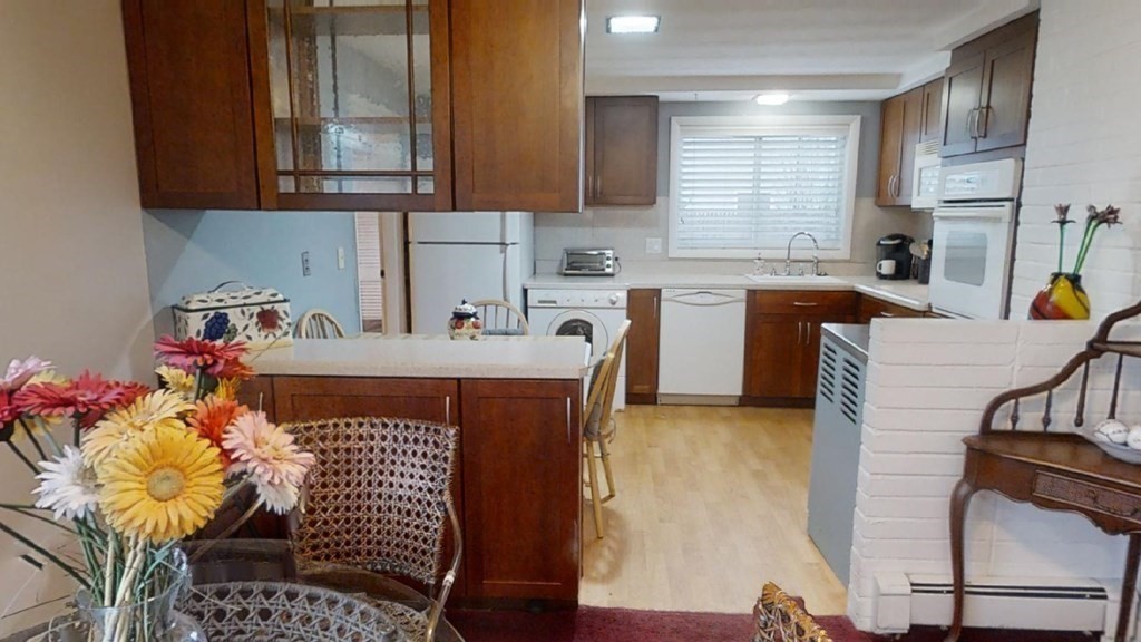 53 Lohnes Road Framingham, MA 01701 - Photo 5 of 24 Gallery Image 5