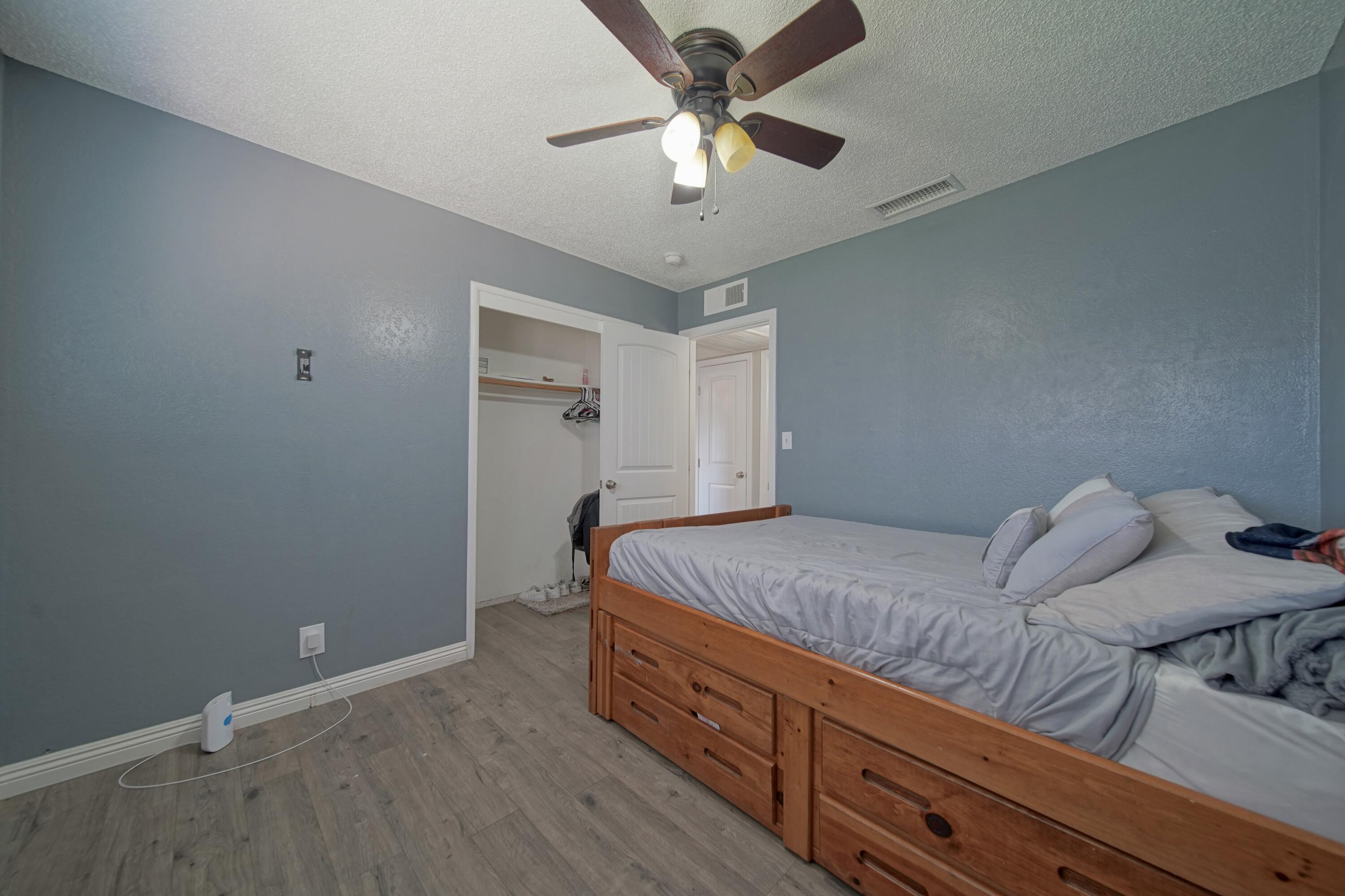 113 Bryant Court Exeter, CA 93221 - Photo 9 of 41 113 Bryant Ct 11