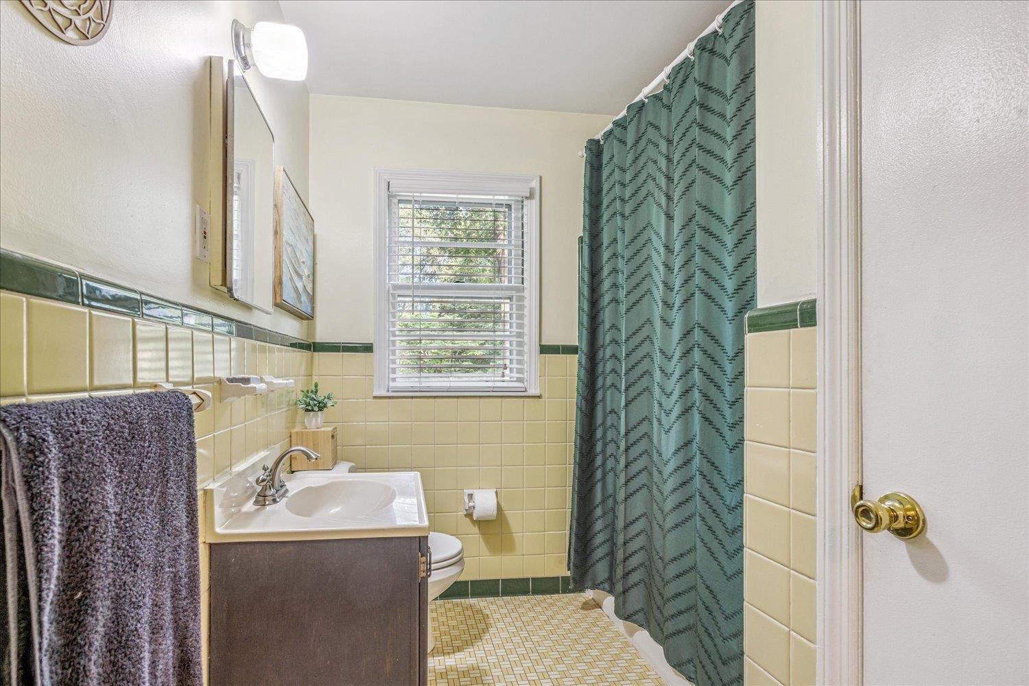 296 North White Station Road Memphis, TN 38117 - Photo 15 of 24