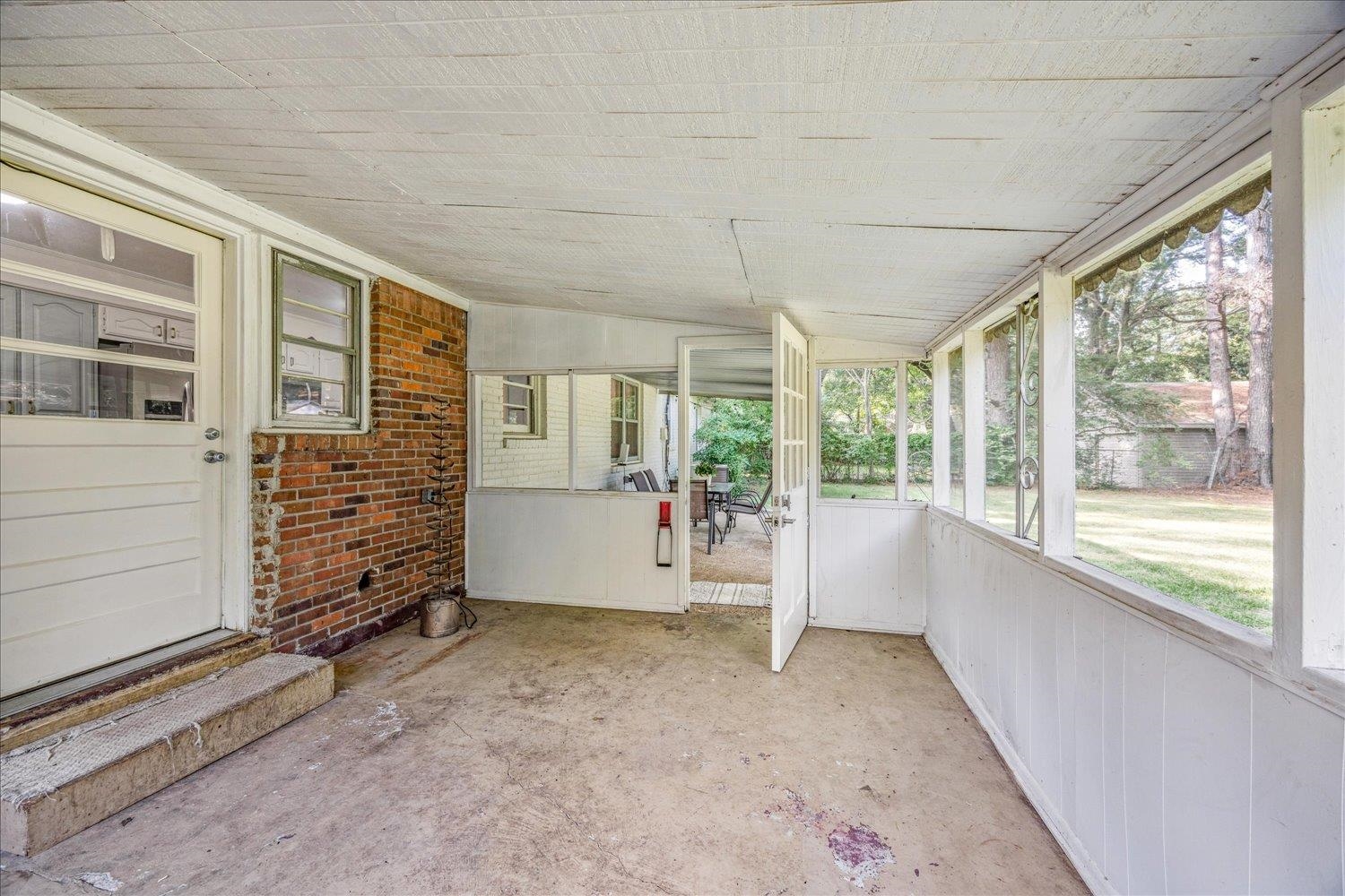 296 North White Station Road Memphis, TN 38117 - Photo 18 of 24