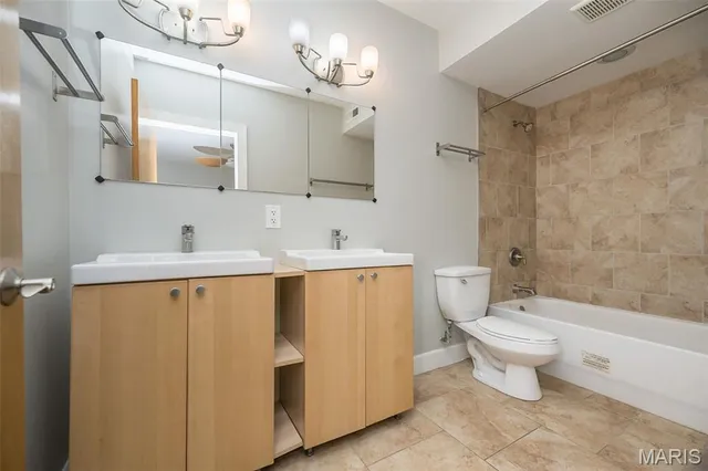 $177,000 | 4220 McPherson Avenue, Unit 304, St. Louis, MO 63108