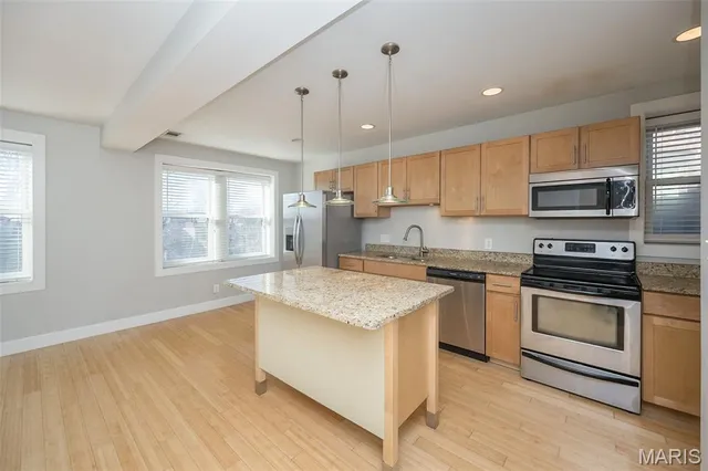 $177,000 | 4220 McPherson Avenue, Unit 304, St. Louis, MO 63108