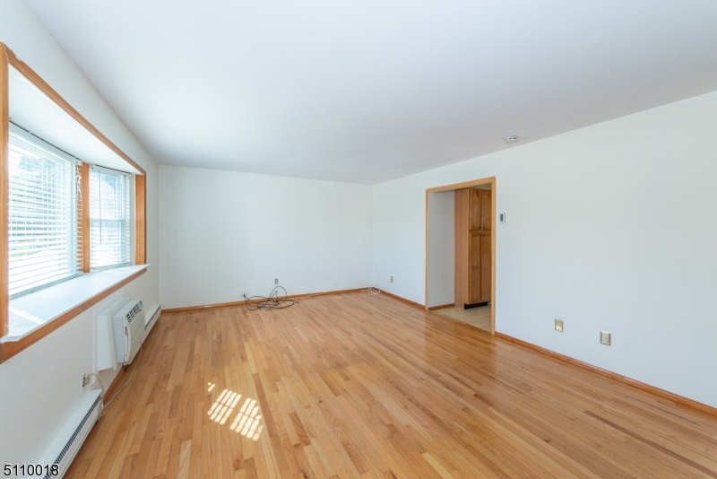 322 Richard Mine Road, Unit 1 Wharton, NJ 07885 - Photo 3 of 20 Gallery Image 3