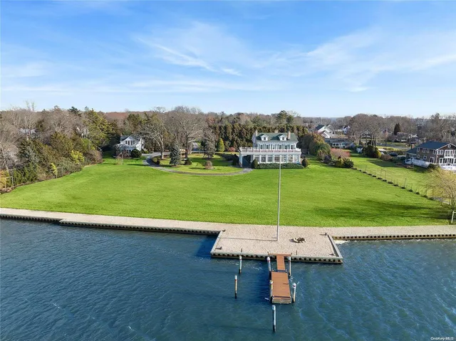 $4,995,000 | 104 Union Avenue, Center Moriches, NY 11934