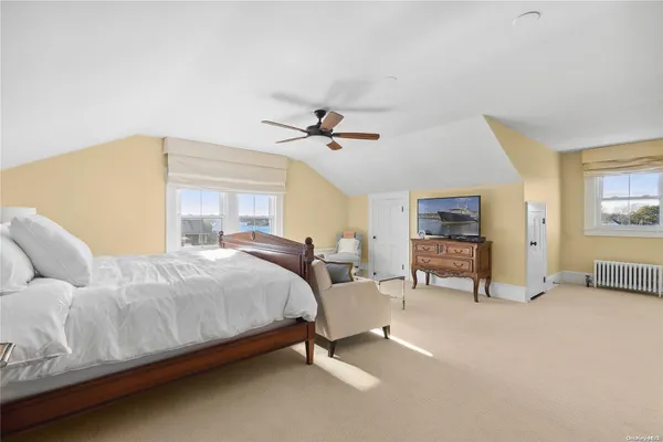 $4,750,000 | 104 Union Avenue, Center Moriches, NY 11934