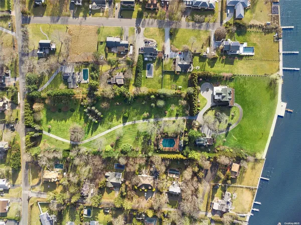 $4,750,000 | 104 Union Avenue, Center Moriches, NY 11934