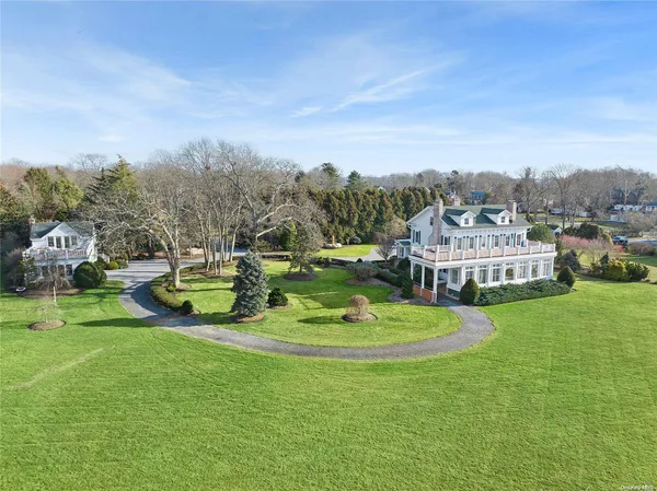 $4,750,000 | 104 Union Avenue, Center Moriches, NY 11934