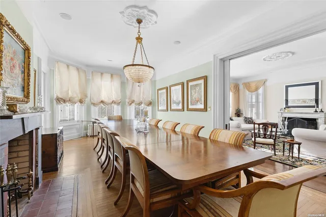 $4,995,000 | 104 Union Avenue, Center Moriches, NY 11934