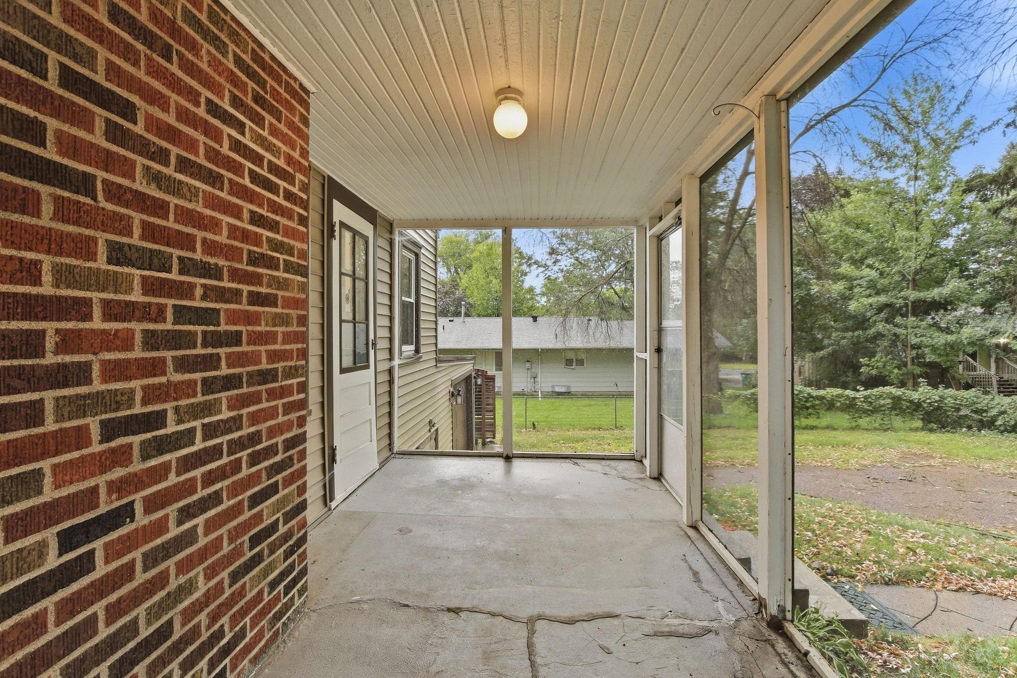 6728 West River Road Brooklyn Center, MN 55430 - Photo 21 of 32 Gallery Image 21