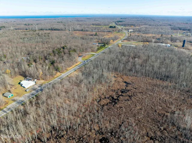 $40,000 | 104 Oswego Ny 13126, Oswego, NY 13126